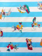 Lapje stof: blauw witte streep met sportieve konijntjes, Hobby en Vrije tijd, Stoffen en Lappen, 30 tot 200 cm, Ophalen of Verzenden