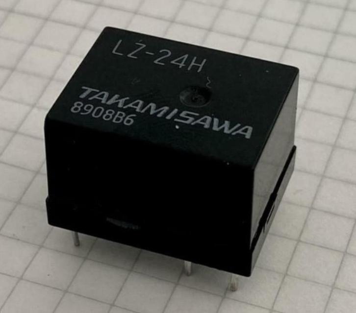 Relais Takamisawa LZ-24H, Hobby en Vrije tijd, Elektronica-componenten, Gebruikt, Ophalen of Verzenden