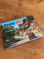 Route 44 De reis van de Volvo Klassieker vereniging, Ophalen of Verzenden, Zo goed als nieuw, Volvo