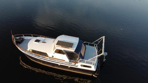 Mooie Crown kruiser, Watersport en Boten, Motorboten en Motorjachten, Gebruikt, Staal, 9 tot 12 meter, Diesel, Binnenboordmotor