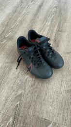 Nike voetbalschoenen maat 36,5, Sport en Fitness, Voetbal, Maat XS of kleiner, Ophalen of Verzenden, Zo goed als nieuw, Schoenen