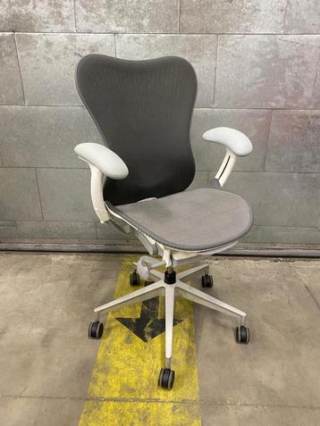 Herman Miller Mirra 2 bureaustoel