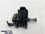 Koppelingschakelaar Volvo V70 III ('07-'17) 6G9T11A152AA, Ophalen of Verzenden, Gebruikt