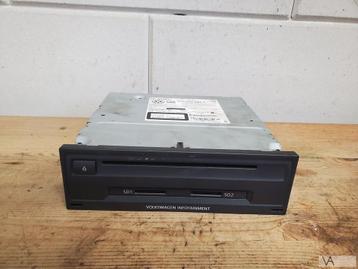 VW Golf 7 2012 - 2017 navigatie radio module 5g0035846a €200 beschikbaar voor biedingen