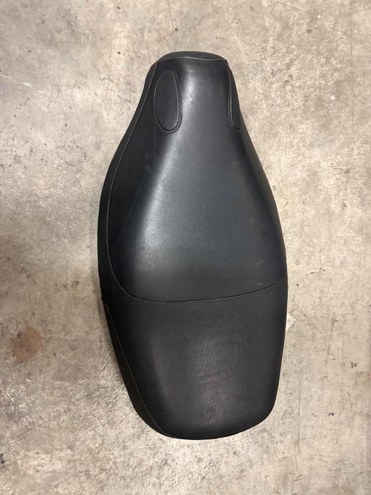Piaggio skr skipper 125cc zadel origineel topstaat, Fietsen en Brommers, Scooters | Piaggio, Zo goed als nieuw, Overige modellen