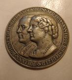 Medaille Juliana en Bernard, Verzamelen, Koninklijk Huis en Royalty, Ophalen of Verzenden, Kaart, Foto of Prent