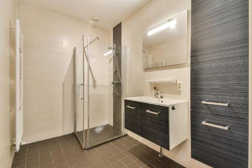Badkamerinrichting te koop – Zelf demonteren op 20/8 of 21/8, Huis en Inrichting, Badkamer | Complete badkamers, Gebruikt, Met douche