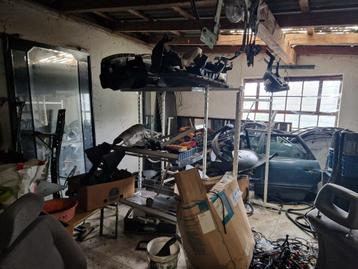 Audi 80 type 44 en Audi 100 type onderdelen  beschikbaar voor biedingen