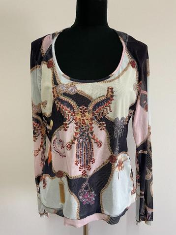 Top40 - Zomerse Etoile du Monde top maat 5 is XL (1) beschikbaar voor biedingen