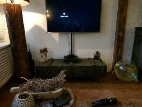 Grote legerkisten ,gaaf als tv meubel / salontafel 27x43x122, Huis en Inrichting, Woonaccessoires | Kisten, Ophalen of Verzenden