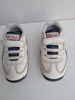 Reebok  schoentjes Sneakers maat 23,5 Met licht, Jongen of Meisje, Reebok, Schoenen, Ophalen of Verzenden