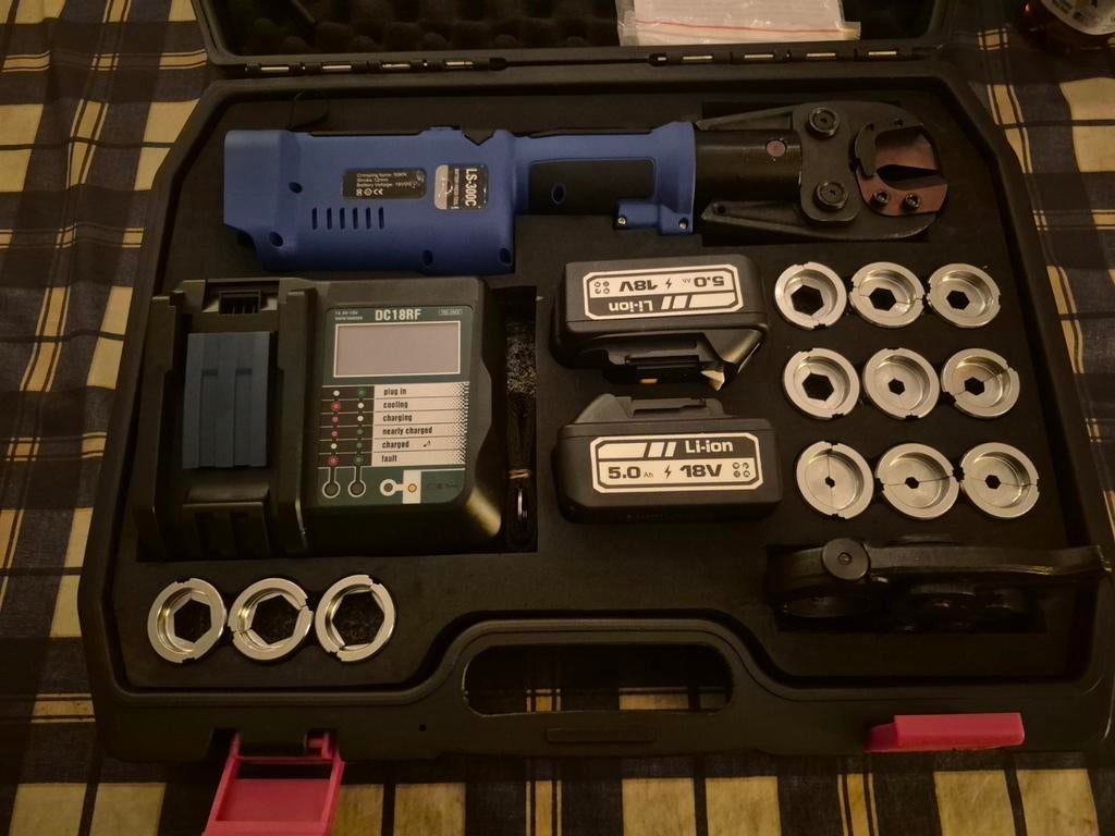 Kabelschaar  kabelschoen  perstang  Klauke uponor makita 3-1, Doe-het-zelf en Verbouw, Gereedschap | Handgereedschap, Nieuw, Ophalen of Verzenden