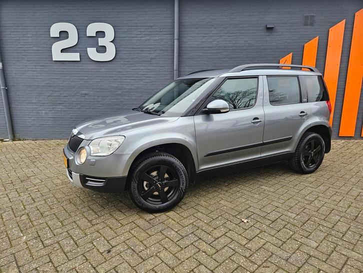 Skoda Yeti 1.2 TSI 77KW airco  2011 Grijs apk 12-2026 n.a.p, Auto's, Skoda, Bedrijf, Yeti, Benzine, B, SUV of Terreinwagen, Handgeschakeld