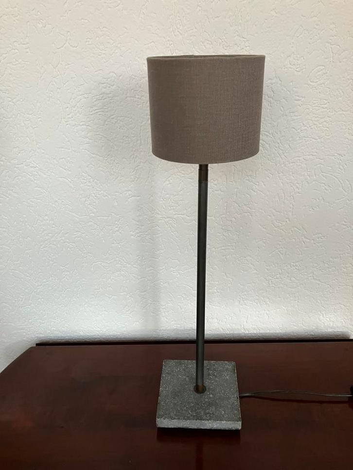 Aura Peeperkorn tafellamp H 48 Old Grey +AP kapje ( Herfst), Huis en Inrichting, Lampen | Vloerlampen, Zo goed als nieuw, Minder dan 100 cm
