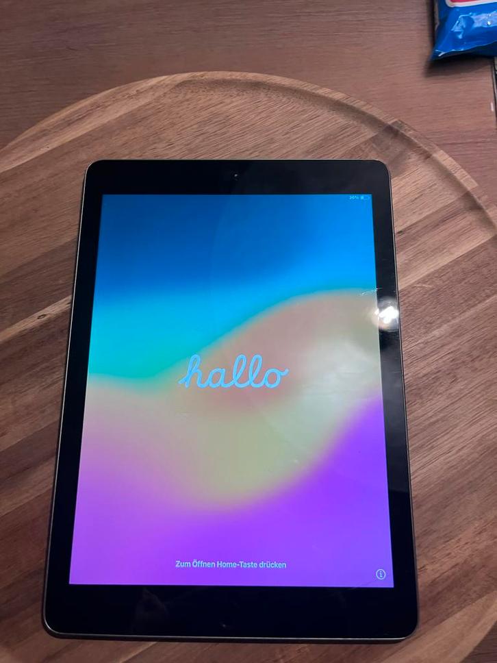 iPad 6e Gen 32GB - Goedkoop!, Computers en Software, Apple iPads, Gebruikt, Apple iPad, Wi-Fi, 9 inch, 32 GB, Grijs, Ophalen of Verzenden