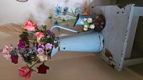 Ijzeren kan voor bloemen en of decoratie, Huis en Inrichting, Woonaccessoires | Kunstplanten en Kunstbloemen, Zo goed als nieuw