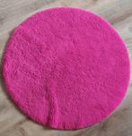 Hoogpolig felroze vloerkleed rond, diameter 90 cm, Huis en Inrichting, Stoffering | Tapijten en Kleden, 50 tot 100 cm, Overige kleuren