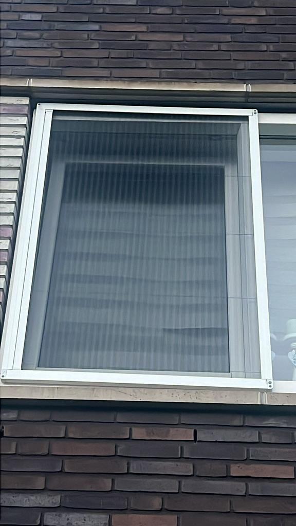 ️ Aluminium Horren op Maat – Strak, Sterk en Effectief!, Doe-het-zelf en Verbouw, Deuren en Horren, Zo goed als nieuw, Minder dan 200 cm