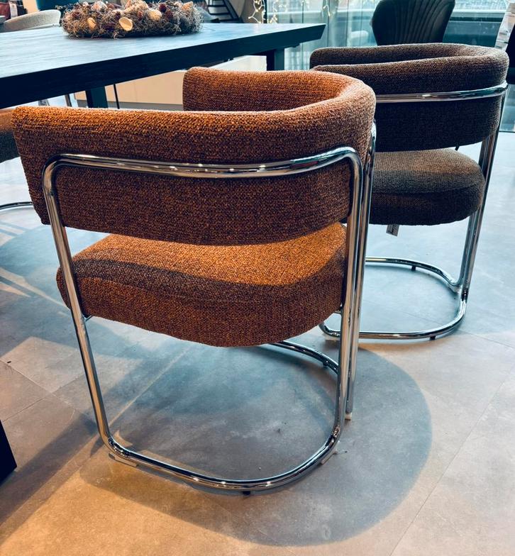 Trendy retro eetkamerstoelen in 2 kleuren., Huis en Inrichting, Stoelen, Nieuw, Vier, Metaal, Overige kleuren, Ophalen