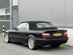 BMW 3 Serie Cabrio 318i Executive ORG NL 2e Eigenaar CLIMATE, Auto's, Oldtimers, Achterwielaandrijving, Cabriolet, Zwart, Bedrijf