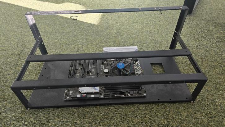 Mining Frame + ASUS Z170-A Moederbord, Computers en Software, Moederborden, Gebruikt, Intel, DDR4, Ophalen of Verzenden