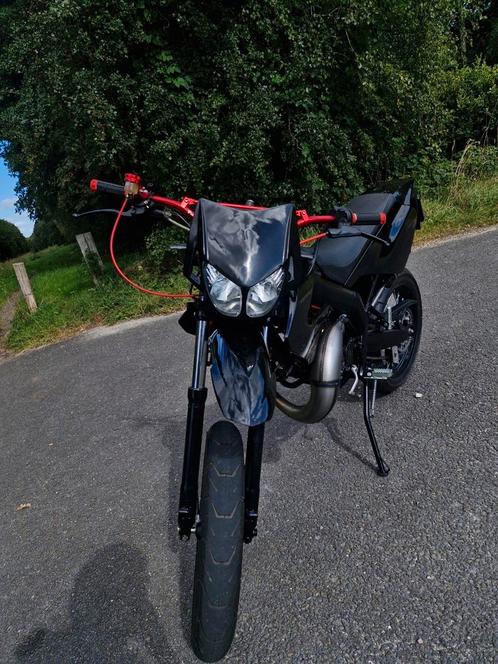 Derbi senda, Fietsen en Brommers, Brommers | Derbi, Zo goed als nieuw, Ophalen