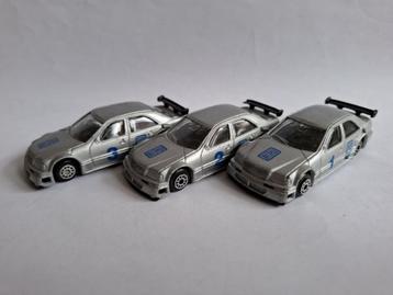 Mercedes Benz C-klasse racewagens nrs 1, 2 en 3 van Maisto  beschikbaar voor biedingen