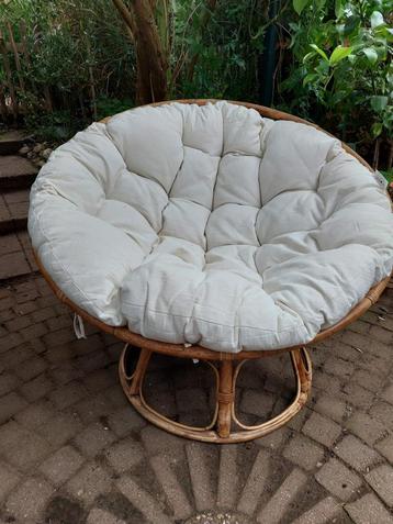 Koepelstoel - Zo goed als nieuw! beschikbaar voor biedingen