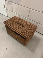 Vintage retro rieten mand opberger met deksel, Ophalen, Overige materialen, Gebruikt, 50 tot 100 cm