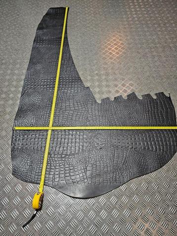 Tuig - Leer Petit-Noir(zie omschrijving) crocoprint beschikbaar voor biedingen