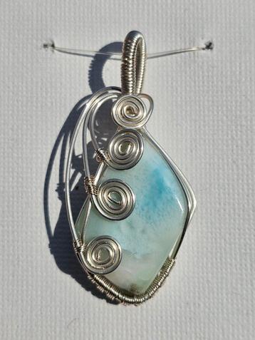 Prachtig larimar hangertje beschikbaar voor biedingen