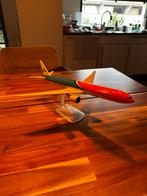 KLM Orange Pride 777 Schaalmodel 1:200, Verzamelen, Ophalen of Verzenden, Zo goed als nieuw, Schaalmodel