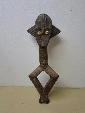 Sango reliquaire bewaker uit Gabon – houten ritueel beeld beschikbaar voor biedingen