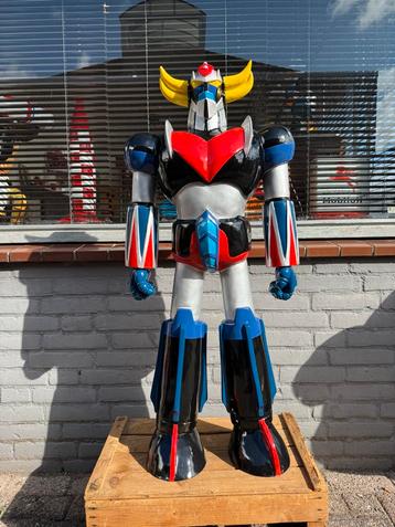 Grote Goldorak Robot - Designobject Blikvanger beschikbaar voor biedingen