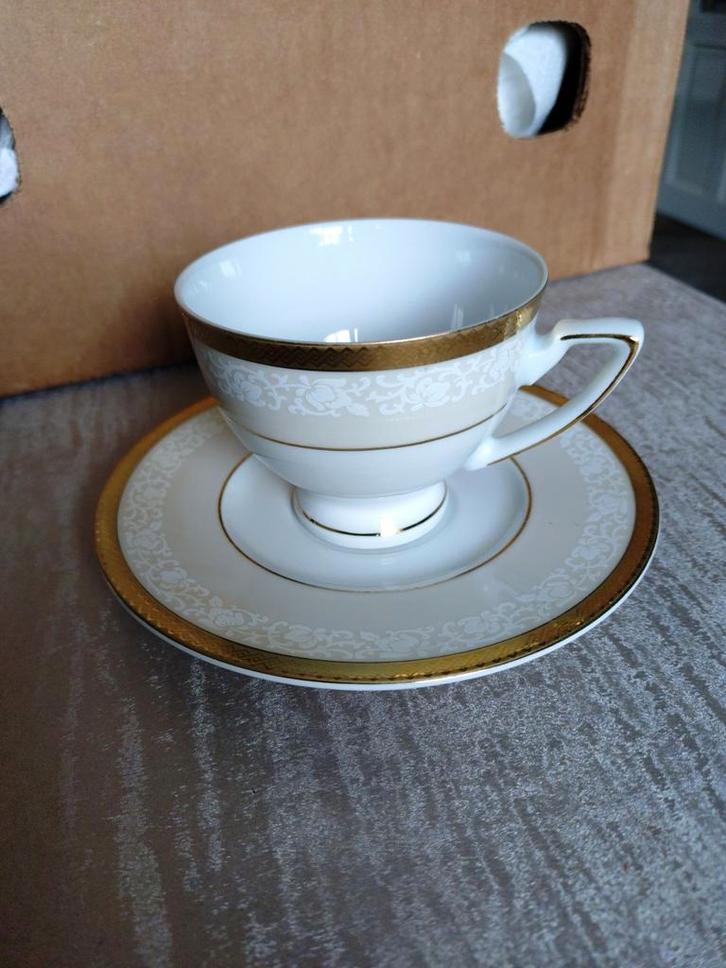 Heinrich Winterling Bavaria Kop en Schotel, Huis en Inrichting, Keuken | Servies, Zo goed als nieuw, Kop(pen) en/of Schotel(s)