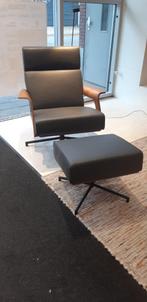 Harvink De Kaap fauteuil en hocker, 75 tot 100 cm, Hout, 75 tot 100 cm, Zo goed als nieuw