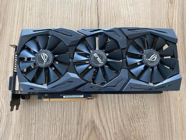 ASUS ROG STRIX RXVEGA64 8GB HBM2 SAMSUNG MEM, Computers en Software, Videokaarten, Gebruikt, AMD, PCI-Express 3.0, GDDR5, HDMI