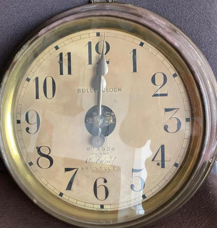 BULLE grote wandklok, Antiek en Kunst, Antiek | Klokken, Ophalen of Verzenden