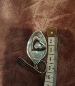 Broche Alpaca zilver lepel kunst, Sieraden, Tassen en Uiterlijk, Broches, Ophalen of Verzenden, Zo goed als nieuw, Zilver