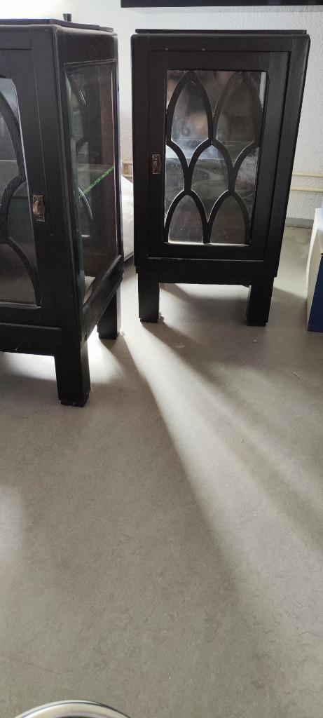 Twee antieke kastjes, Huis en Inrichting, Kasten | Vitrinekasten, Gebruikt, Minder dan 100 cm, Minder dan 50 cm, 25 tot 50 cm