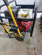 Europower EP4100 Honda benzine aggregaat 4000 watt / 230V
Eu, Doe-het-zelf en Verbouw, Compressors, Gebruikt, 6 tot 10 bar, Ophalen of Verzenden