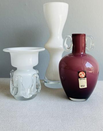 Opaline vazen Tarnowiec Poland Villeroy Boch wit paars MCM beschikbaar voor biedingen