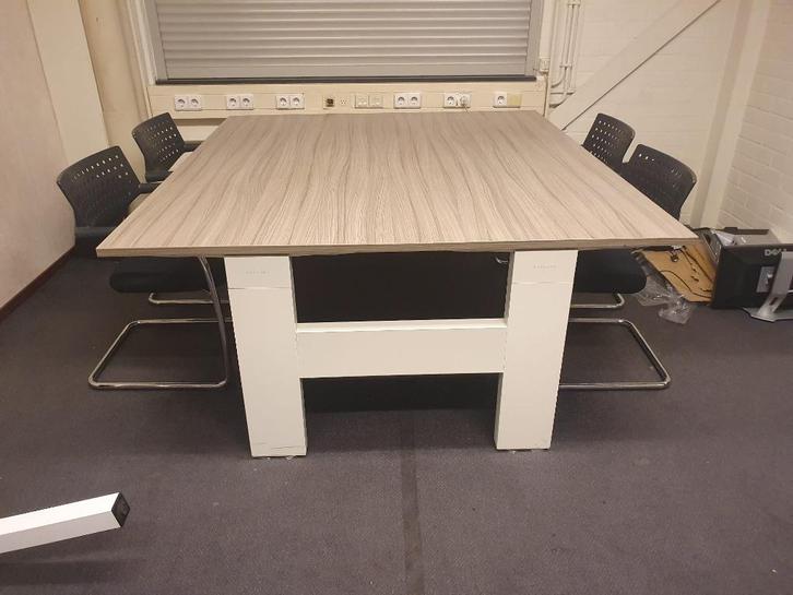 Markant duo bureau + vergadertafel ( of 3x werkplek), Huis en Inrichting, Bureaus, Zo goed als nieuw, Bureau, Ophalen of Verzenden