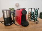 Nespresso koffiemachine + melkopschuimer + houder & cups, Ophalen, Gebruikt
