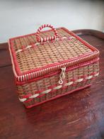 Retro sieraden mandje/gevlochten vintage naai mandje, Ophalen of Verzenden