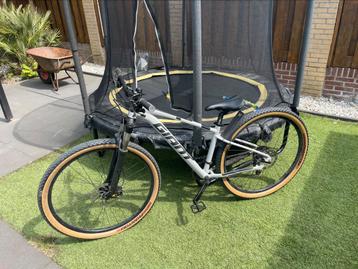 Giant Talon S. Nieuwstaat! 29 inch wielen! beschikbaar voor biedingen