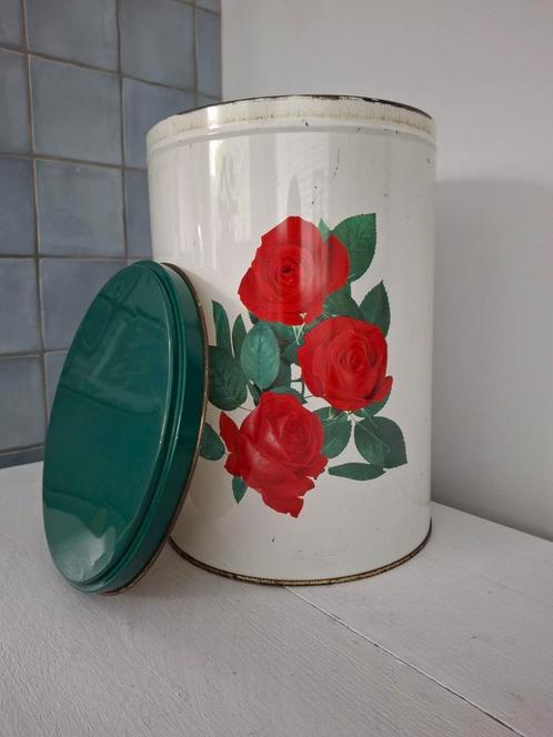 Vintage  XL blik Tomado., Verzamelen, Blikken, Gebruikt, Overige, Overige merken, Ophalen