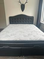 Te koop: Leather look Bed met Matras + opbergruimte, Huis en Inrichting, Slaapkamer | Bedden, Ophalen, Zwart, Tweepersoons, Zo goed als nieuw