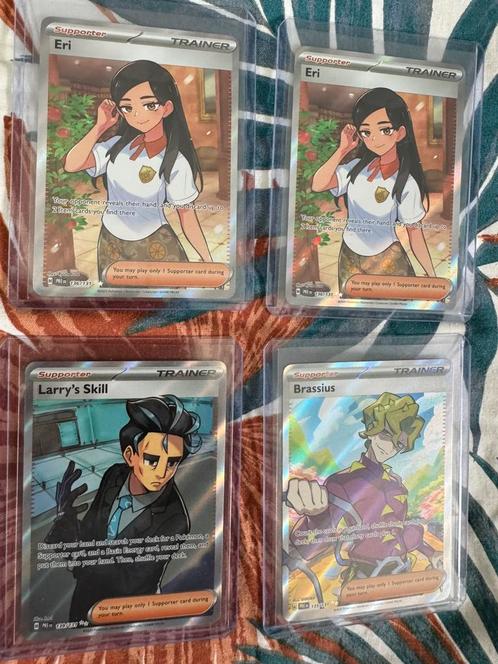 Pokemon Prismatic hits / pokeball / masterball, Hobby en Vrije tijd, Verzamelkaartspellen | Pokémon, Ophalen of Verzenden