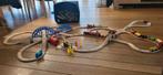 Houten Treinbaan met Bruggen en Tunnels, Ophalen of Verzenden, Zo goed als nieuw, Jongen of Meisje